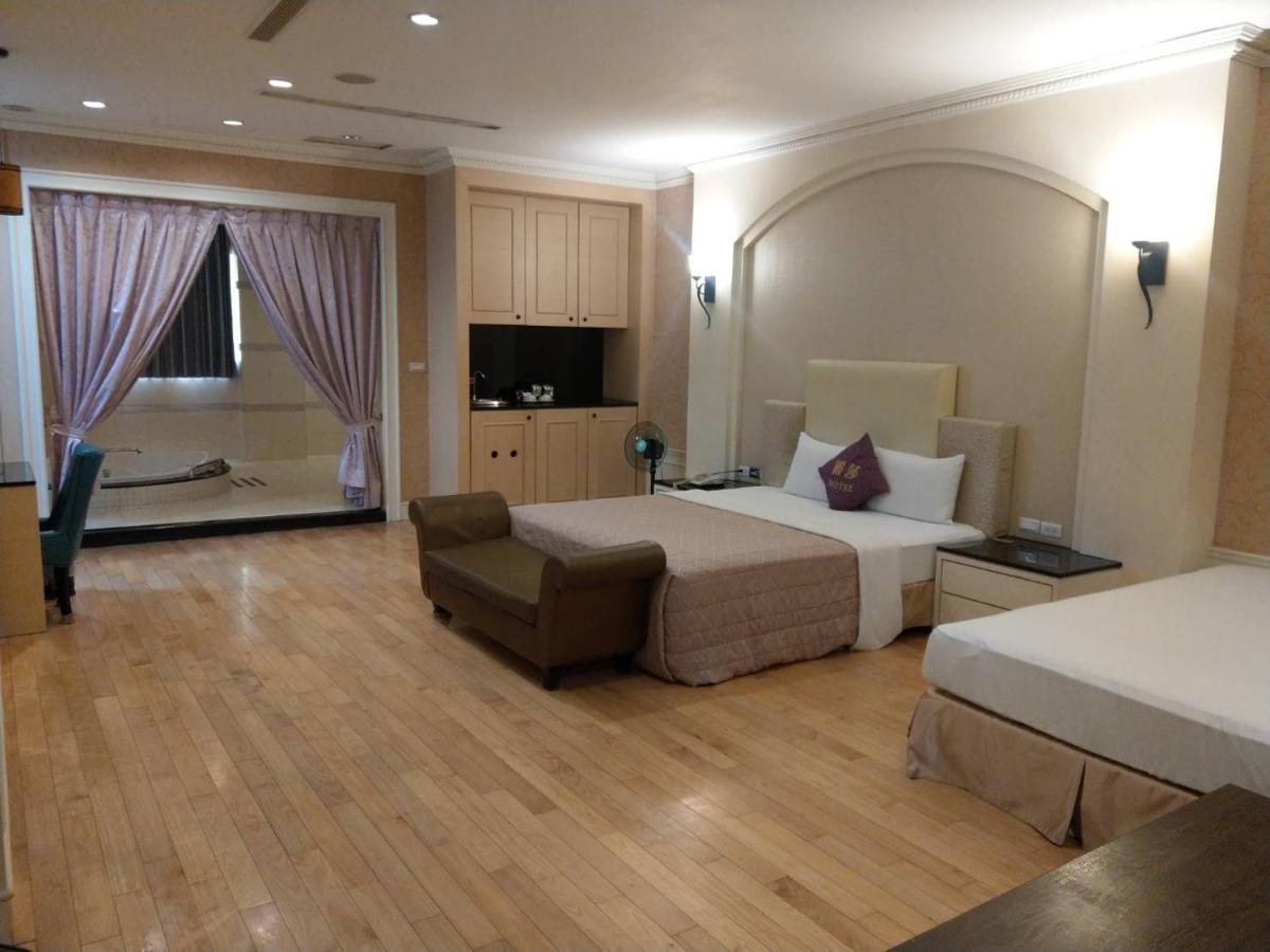 Lisa Motel Kaohsiung Dış mekan fotoğraf